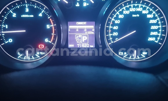 Nunua Ilio tumika Toyota Land Cruiser Nyeupe Gari ndani ya Dar es Salaam nchini Dar es Salaam Nunua Ilio tumika Toyota Land Cruiser Nyeupe Gari ndani ya Dar es Salaam nchini Dar es Salaam
