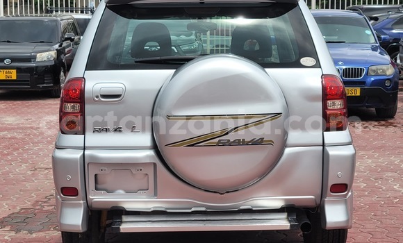 Nunua Imported Toyota RAV4 Fedha Gari ndani ya Dar es Salaam nchini Dar es Salaam Nunua Imported Toyota RAV4 Fedha Gari ndani ya Dar es Salaam nchini Dar es Salaam