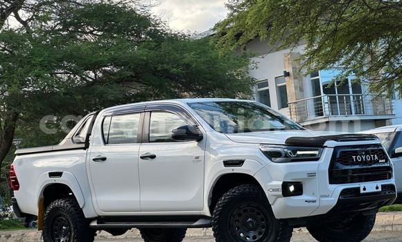 Nunua Imported Toyota Hilux Nyeupe Gari ndani ya Dar es Salaam nchini Dar es Salaam Nunua Imported Toyota Hilux Nyeupe Gari ndani ya Dar es Salaam nchini Dar es Salaam