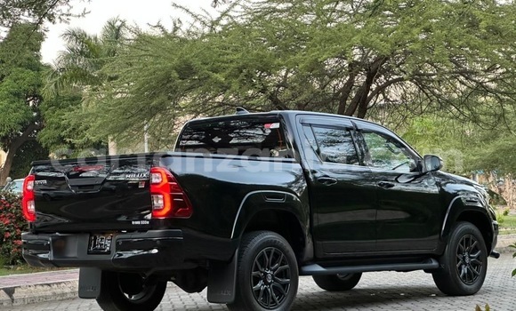 Nunua Imported Toyota Hilux Nyeusi Gari ndani ya Dar es Salaam nchini Dar es Salaam Nunua Imported Toyota Hilux Nyeusi Gari ndani ya Dar es Salaam nchini Dar es Salaam