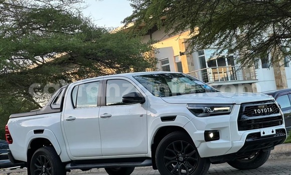 Nunua Imported Toyota Hilux Nyeupe Gari ndani ya Dar es Salaam nchini Dar es Salaam Nunua Imported Toyota Hilux Nyeupe Gari ndani ya Dar es Salaam nchini Dar es Salaam
