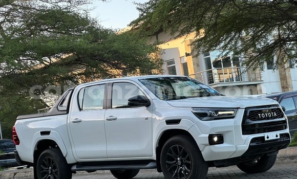 Nunua Imported Toyota Hilux Nyeupe Gari ndani ya Dar es Salaam nchini Dar es Salaam Nunua Imported Toyota Hilux Nyeupe Gari ndani ya Dar es Salaam nchini Dar es Salaam