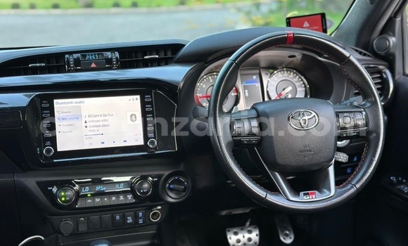 Nunua Imported Toyota Hilux Nyeupe Gari ndani ya Dar es Salaam nchini Dar es Salaam Nunua Imported Toyota Hilux Nyeupe Gari ndani ya Dar es Salaam nchini Dar es Salaam
