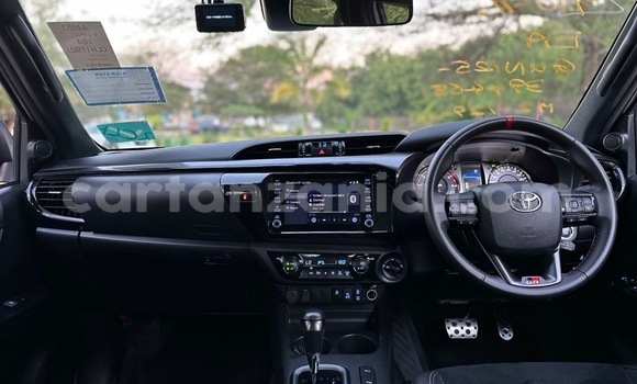 Nunua Imported Toyota Hilux Nyeupe Gari ndani ya Dar es Salaam nchini Dar es Salaam Nunua Imported Toyota Hilux Nyeupe Gari ndani ya Dar es Salaam nchini Dar es Salaam