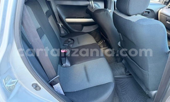Nunua Ilio tumika Toyota IST Fedha Gari ndani ya Dar es Salaam nchini Dar es Salaam Nunua Ilio tumika Toyota IST Fedha Gari ndani ya Dar es Salaam nchini Dar es Salaam