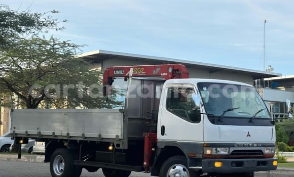 Buy Import Mitsubishi Fuso Fighter White Truck in Dar es Salaam in Dar es Salaam Buy Import Mitsubishi Fuso Fighter White Truck in Dar es Salaam in Dar es Salaam