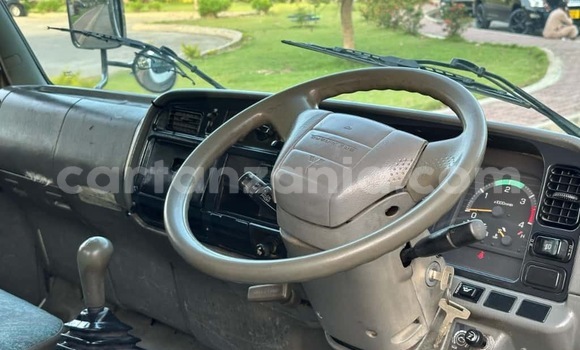Buy Import Mitsubishi Fuso Fighter White Truck in Dar es Salaam in Dar es Salaam Buy Import Mitsubishi Fuso Fighter White Truck in Dar es Salaam in Dar es Salaam