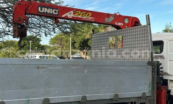 Buy Import Mitsubishi Fuso Fighter White Truck in Dar es Salaam in Dar es Salaam Buy Import Mitsubishi Fuso Fighter White Truck in Dar es Salaam in Dar es Salaam