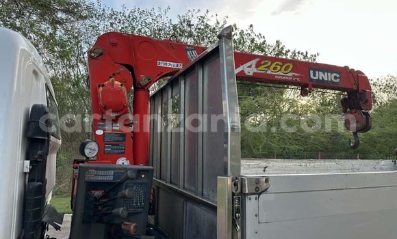 Buy Import Mitsubishi Fuso Fighter White Truck in Dar es Salaam in Dar es Salaam Buy Import Mitsubishi Fuso Fighter White Truck in Dar es Salaam in Dar es Salaam