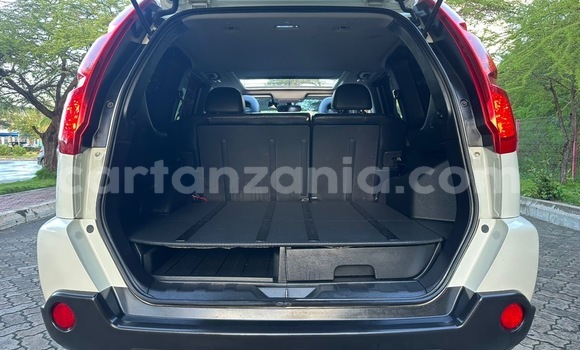 Buy Used Nissan X–Trail White Car in Dar es Salaam in Dar es Salaam Buy Used Nissan X–Trail White Car in Dar es Salaam in Dar es Salaam