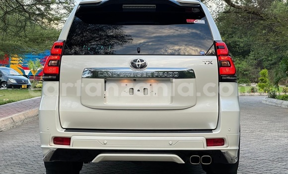 Buy Import Toyota Land Cruiser Prado White Car in Dar es Salaam in Dar es Salaam Buy Import Toyota Land Cruiser Prado White Car in Dar es Salaam in Dar es Salaam