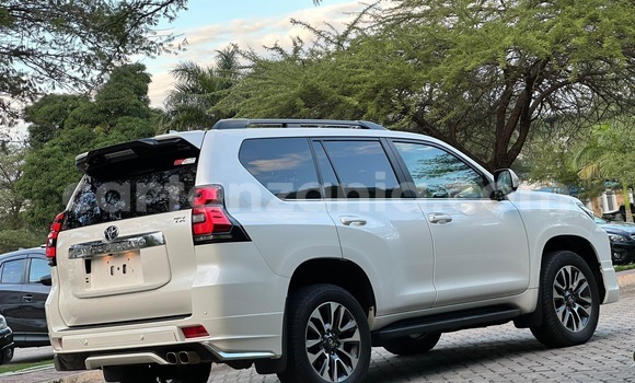 Buy Import Toyota Land Cruiser Prado White Car in Dar es Salaam in Dar es Salaam Buy Import Toyota Land Cruiser Prado White Car in Dar es Salaam in Dar es Salaam