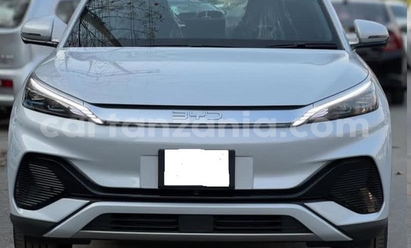 Buy Used BYD Atto3 White Car in Dar es Salaam in Dar es Salaam