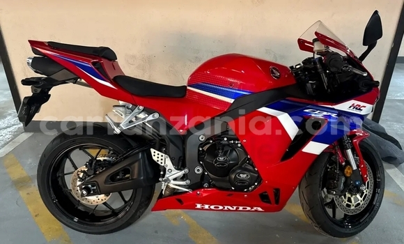 Buy Used Honda CBR Red Bike in Arusha in Arusha