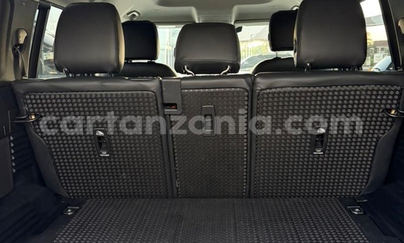 Nunua Imported Land Rover Defender Nyingine Gari ndani ya Dar es Salaam nchini Dar es Salaam Nunua Imported Land Rover Defender Nyingine Gari ndani ya Dar es Salaam nchini Dar es Salaam