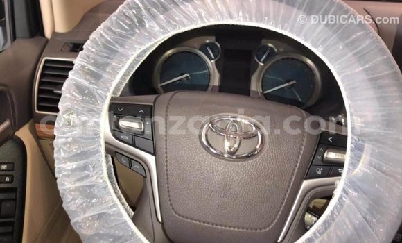 Nunua Imported Toyota Prado Nyeusi Gari ndani ya Import - Dubai nchini Arusha Nunua Imported Toyota Prado Nyeusi Gari ndani ya Import - Dubai nchini Arusha