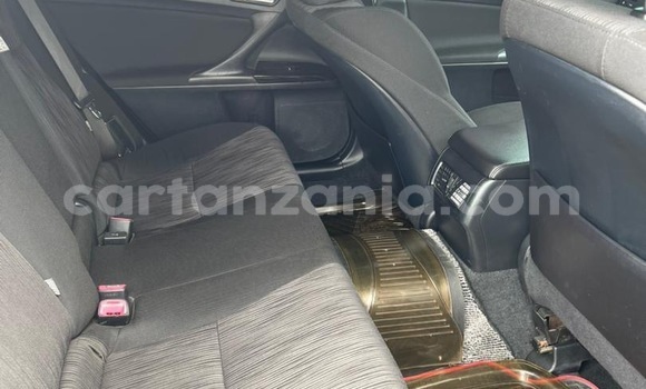 Nunua Imported Toyota Mark X Nyeusi Gari ndani ya Dar es Salaam nchini Dar es Salaam Nunua Imported Toyota Mark X Nyeusi Gari ndani ya Dar es Salaam nchini Dar es Salaam