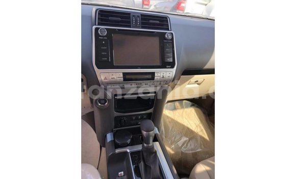 Nunua Imported Toyota Prado Nyingine Gari ndani ya Import - Dubai nchini Arusha Nunua Imported Toyota Prado Nyingine Gari ndani ya Import - Dubai nchini Arusha