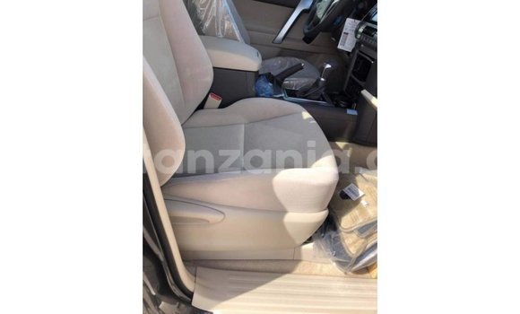 Nunua Imported Toyota Prado Nyingine Gari ndani ya Import - Dubai nchini Arusha Nunua Imported Toyota Prado Nyingine Gari ndani ya Import - Dubai nchini Arusha