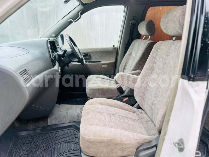 Big with watermark toyota noah dar es salaam kigamboni 33010