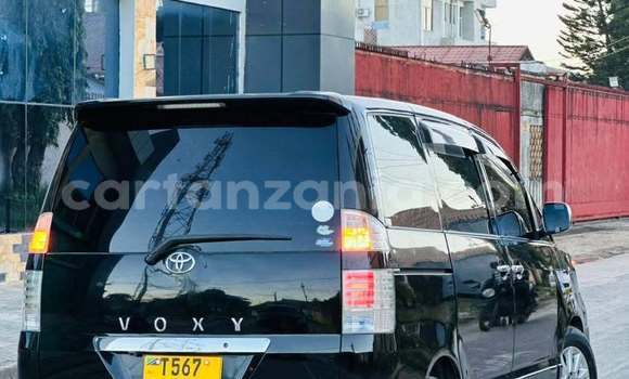 Buy Used Toyota Voxy Black Car in Dar es Salaam in Dar es Salaam Buy Used Toyota Voxy Black Car in Dar es Salaam in Dar es Salaam