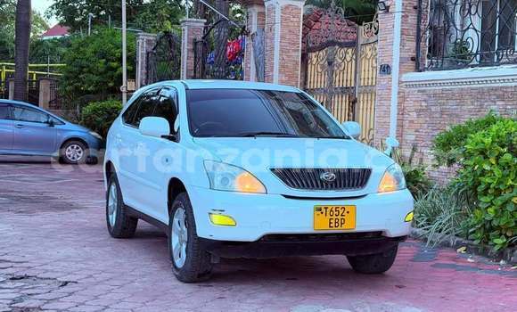Buy Used Toyota Harrier White Car in Dar es Salaam in Dar es Salaam Buy Used Toyota Harrier White Car in Dar es Salaam in Dar es Salaam