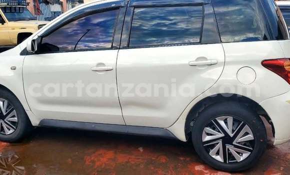 Buy Used Toyota IST Other Car in Dar es Salaam in Dar es Salaam Buy Used Toyota IST Other Car in Dar es Salaam in Dar es Salaam