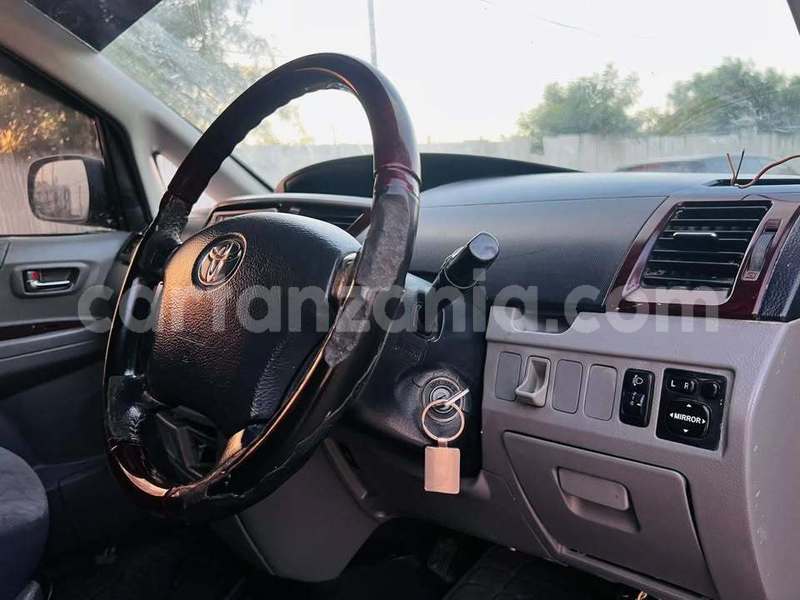 Big with watermark toyota noah dar es salaam dar es salaam 33031