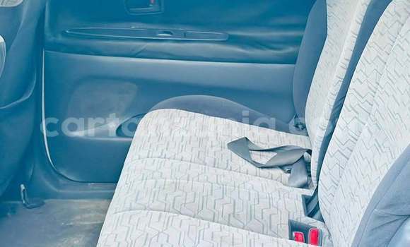 Buy Used Toyota Ipsum White Car in Dar es Salaam in Dar es Salaam Buy Used Toyota Ipsum White Car in Dar es Salaam in Dar es Salaam