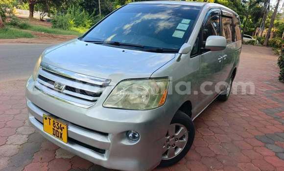 Buy Used Toyota Noah Other Car in Dar es Salaam in Dar es Salaam Buy Used Toyota Noah Other Car in Dar es Salaam in Dar es Salaam