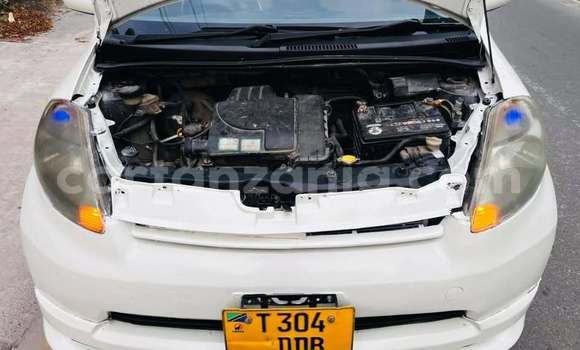 Buy Used Toyota Passo White Car in Dar es Salaam in Dar es Salaam Buy Used Toyota Passo White Car in Dar es Salaam in Dar es Salaam