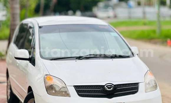 Buy Used Toyota Spacio White Car in Dar es Salaam in Dar es Salaam Buy Used Toyota Spacio White Car in Dar es Salaam in Dar es Salaam