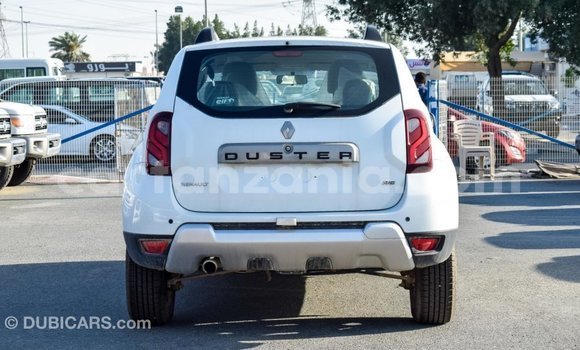 Buy Import Renault Duster White Car in Import - Dubai in Arusha Buy Import Renault Duster White Car in Import - Dubai in Arusha