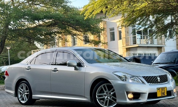 Nunua Ilio tumika Toyota Crown Fedha Gari ndani ya Dar es Salaam nchini Dar es Salaam Nunua Ilio tumika Toyota Crown Fedha Gari ndani ya Dar es Salaam nchini Dar es Salaam