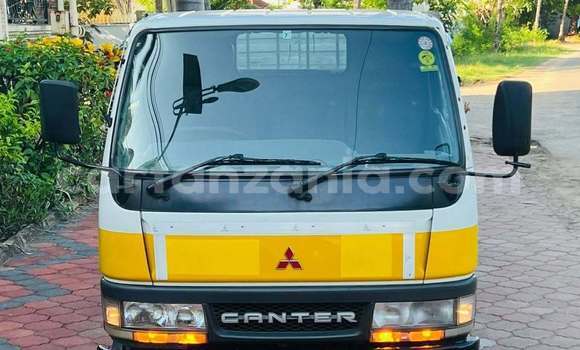 Buy Used Mitsubishi Fuso Fighter Other Truck in Dar es Salaam in Dar es Salaam Buy Used Mitsubishi Fuso Fighter Other Truck in Dar es Salaam in Dar es Salaam