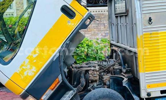 Buy Used Mitsubishi Fuso Fighter Other Truck in Dar es Salaam in Dar es Salaam Buy Used Mitsubishi Fuso Fighter Other Truck in Dar es Salaam in Dar es Salaam