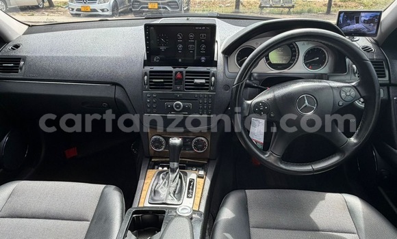Nunua Ilio tumika Mercedes‒Benz C–Class Nyeupe Gari ndani ya Dar es Salaam nchini Dar es Salaam Nunua Ilio tumika Mercedes‒Benz C–Class Nyeupe Gari ndani ya Dar es Salaam nchini Dar es Salaam