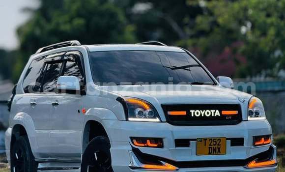 Buy Used Toyota Land Cruiser Prado White Car in Dar es Salaam in Dar es Salaam