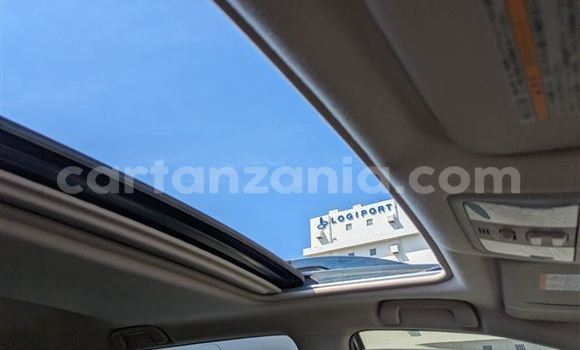 Buy Import Toyota Vanguard Green Car in Dar es Salaam in Dar es Salaam Buy Import Toyota Vanguard Green Car in Dar es Salaam in Dar es Salaam