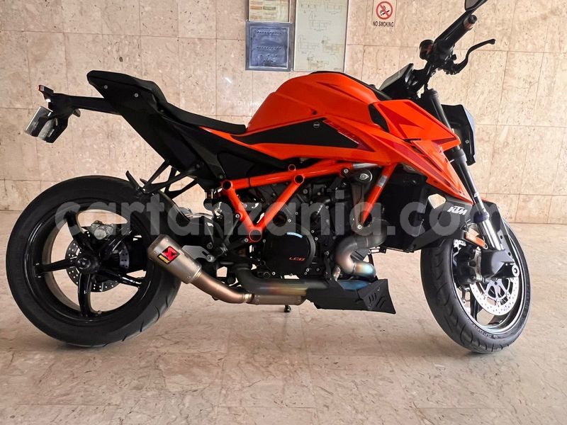Big with watermark ktm superduke arusha arusha 33070
