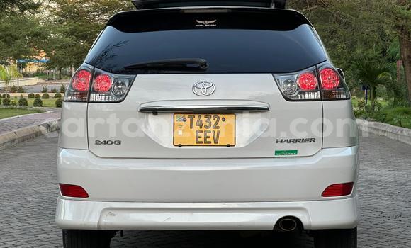 Nunua Ilio tumika Toyota Harrier Nyeupe Gari ndani ya Ilala nchini Dar es Salaam Nunua Ilio tumika Toyota Harrier Nyeupe Gari ndani ya Ilala nchini Dar es Salaam