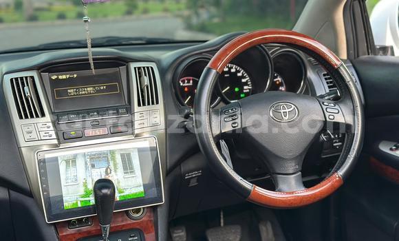 Nunua Ilio tumika Toyota Harrier Nyeupe Gari ndani ya Ilala nchini Dar es Salaam Nunua Ilio tumika Toyota Harrier Nyeupe Gari ndani ya Ilala nchini Dar es Salaam