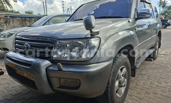 Buy Used Toyota Land Cruiser Silver Car in Dar es Salaam in Dar es Salaam Buy Used Toyota Land Cruiser Silver Car in Dar es Salaam in Dar es Salaam