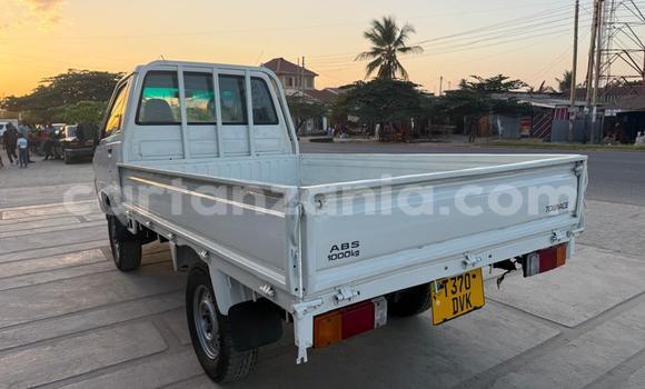 Buy Used Toyota Town Ace White Car in Dar es Salaam in Dar es Salaam Buy Used Toyota Town Ace White Car in Dar es Salaam in Dar es Salaam