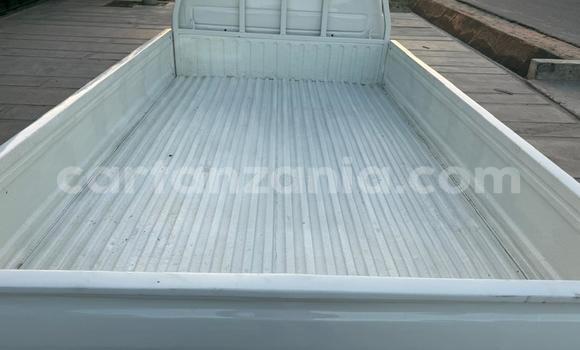 Buy Used Toyota Town Ace White Car in Dar es Salaam in Dar es Salaam Buy Used Toyota Town Ace White Car in Dar es Salaam in Dar es Salaam