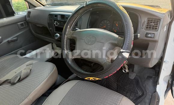 Buy Used Toyota Town Ace White Car in Dar es Salaam in Dar es Salaam Buy Used Toyota Town Ace White Car in Dar es Salaam in Dar es Salaam