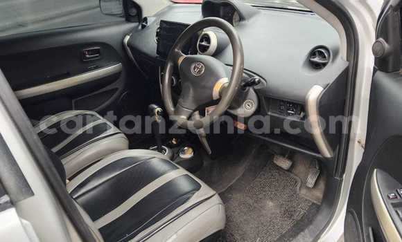 Buy Used Toyota IST Silver Car in Dar es Salaam in Dar es Salaam Buy Used Toyota IST Silver Car in Dar es Salaam in Dar es Salaam