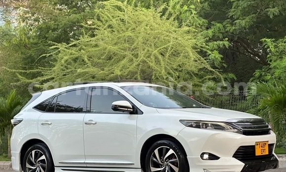 Nunua Ilio tumika Toyota Harrier Nyeupe Gari ndani ya Dar es Salaam nchini Dar es Salaam Nunua Ilio tumika Toyota Harrier Nyeupe Gari ndani ya Dar es Salaam nchini Dar es Salaam