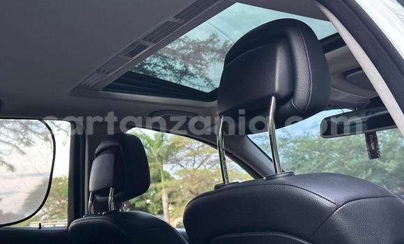 Nunua Imported Mercedes‒Benz C–Class Nyeupe Gari ndani ya Dar es Salaam nchini Dar es Salaam Nunua Imported Mercedes‒Benz C–Class Nyeupe Gari ndani ya Dar es Salaam nchini Dar es Salaam