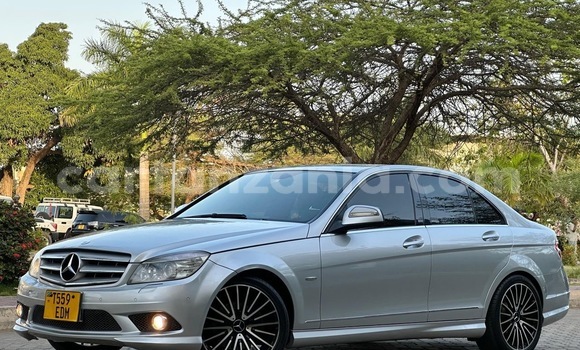 Nunua Ilio tumika Mercedes‒Benz C–Class Fedha Gari ndani ya Dar es Salaam nchini Dar es Salaam Nunua Ilio tumika Mercedes‒Benz C–Class Fedha Gari ndani ya Dar es Salaam nchini Dar es Salaam